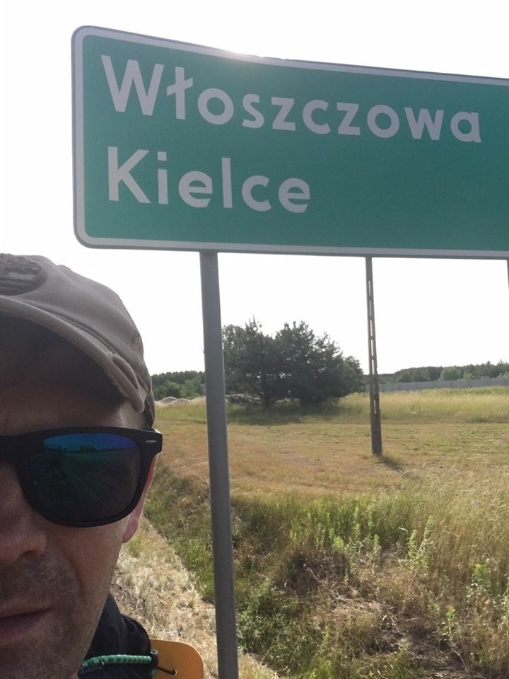 Krzysztof Wojna idzie na piechotę do Warszawy