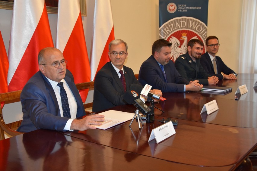 W Łodzi podpisano umowę pomiędzy Centrum Unijnych Projektów...