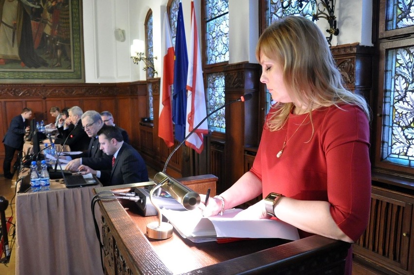 Podczas sesji Rady Miasta w Słupsku (26.02.2014) radni...