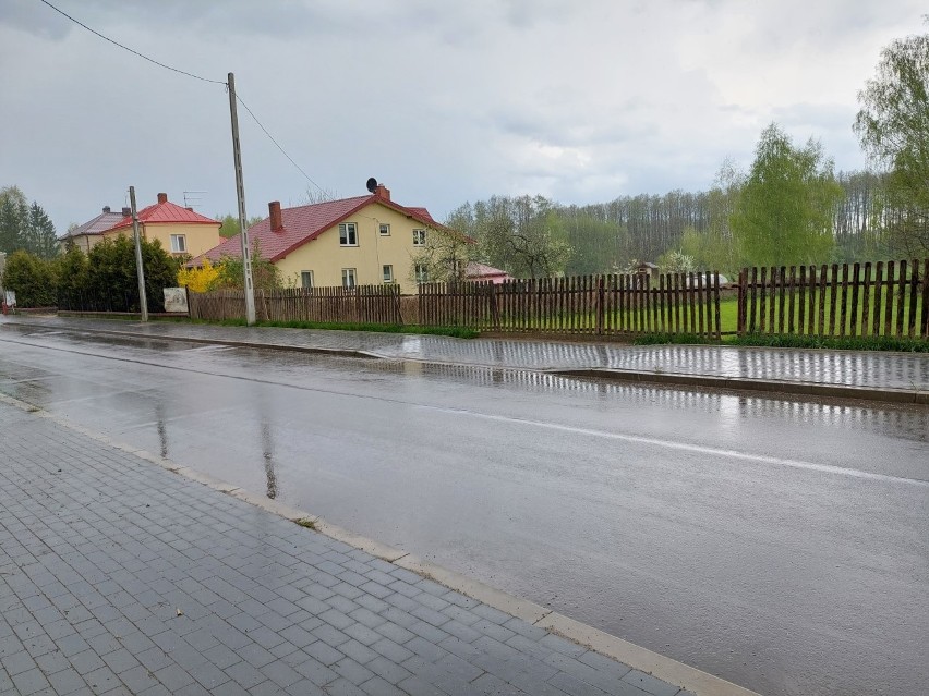 Oficjalnie otwarto drogę powiatową łączącą Łapy Osse z Gąsówką Osse (zdjęcia)