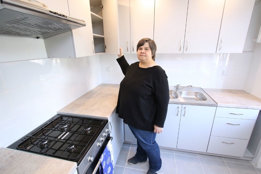 Fundacja Fabryki Marzeń wyremontowała mieszkanie kolejnej ubogiej rodziny z Kielc