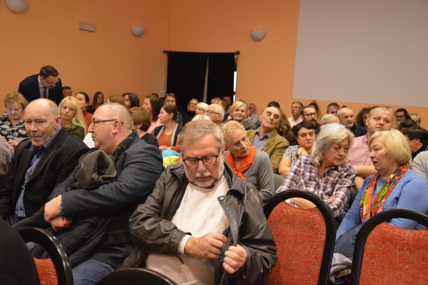 W spotkaniu w Zaborze wzięli udział urzędnicy, władze gminy,...