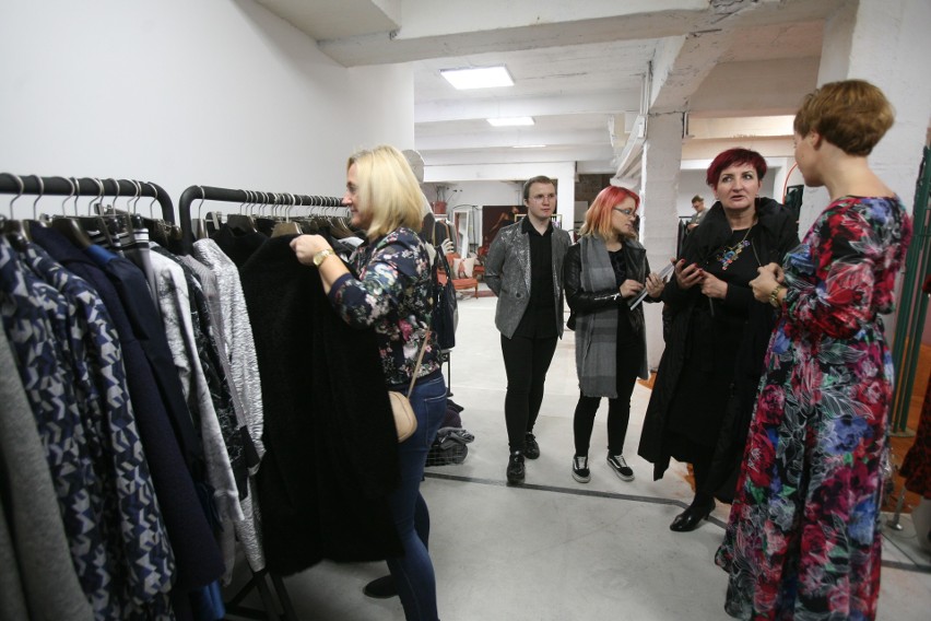 Showroom i pop-up store Bartosza Pilawskiego na KTW Fashion Week 2018. Zobacz, co można tu kupić