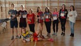 Mikołajkowy turniej tenisa stołowego dla uczniów szkół średnich we Włoszczowie - "Sikorski" wśród dziewcząt, "Staszic" wśród chłopców