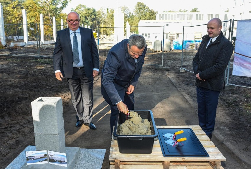 Polon-Alfa z Bydgoszczy buduje kolejną halę. Firma będzie...