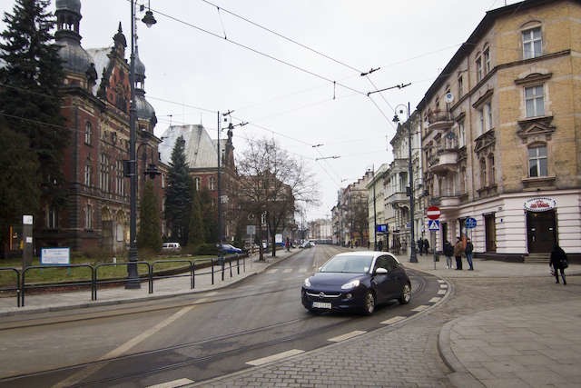 Wybuch był tak potężny, że pracowników energetyki odrzuciło  kilka  metrów na chodnik