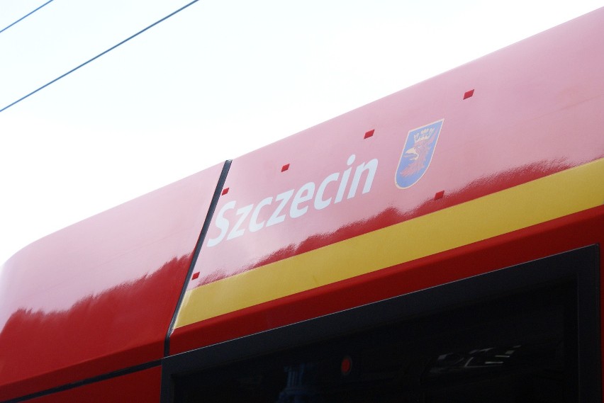 Niemiecki pociąg z dumną nazwą "Szczecin". Chrzest z ceremoniałem morskim