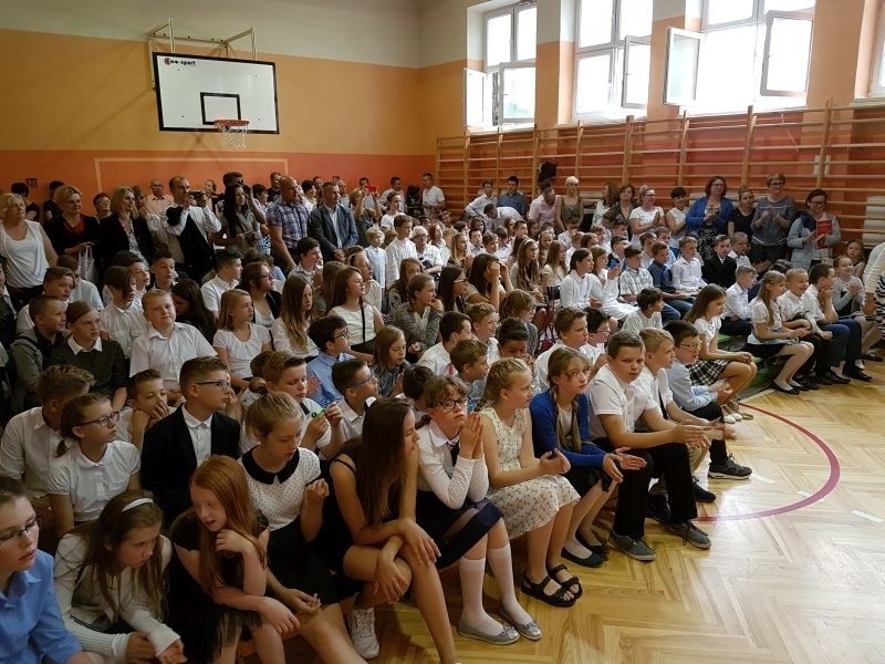 Zakończenie roku szkolnego w SP 114 w Łodzi