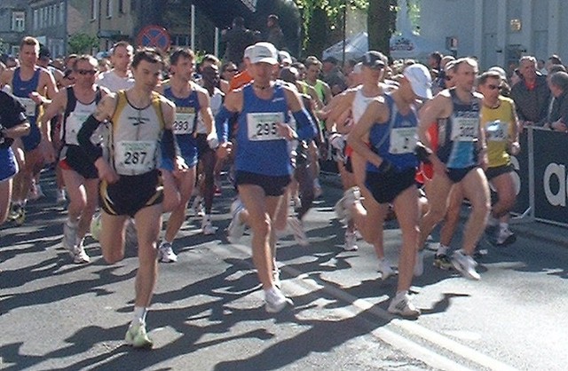 Maraton w DebnieZdjecia z debnowskiego maratonu.