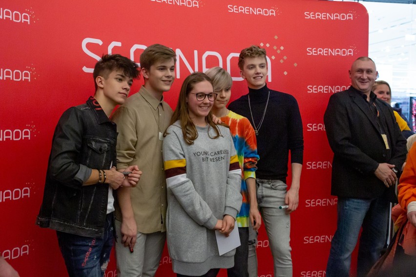 WOŚP 2020 Kraków. W Centrum Serenada zagrał polski boysband 4Dreamers [ZDJĘCIA]