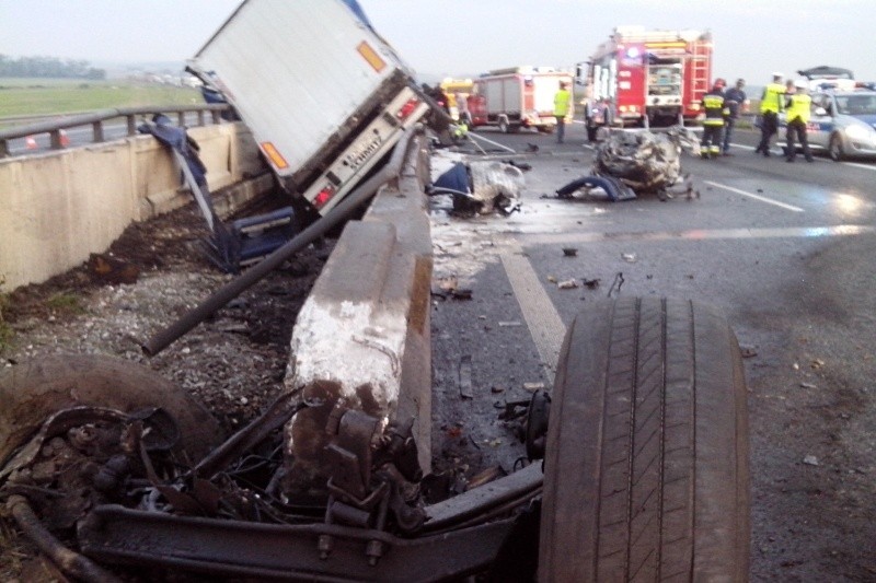 Dziś około godziny 4.00 na 261. kilometrze autostrady A4 na...