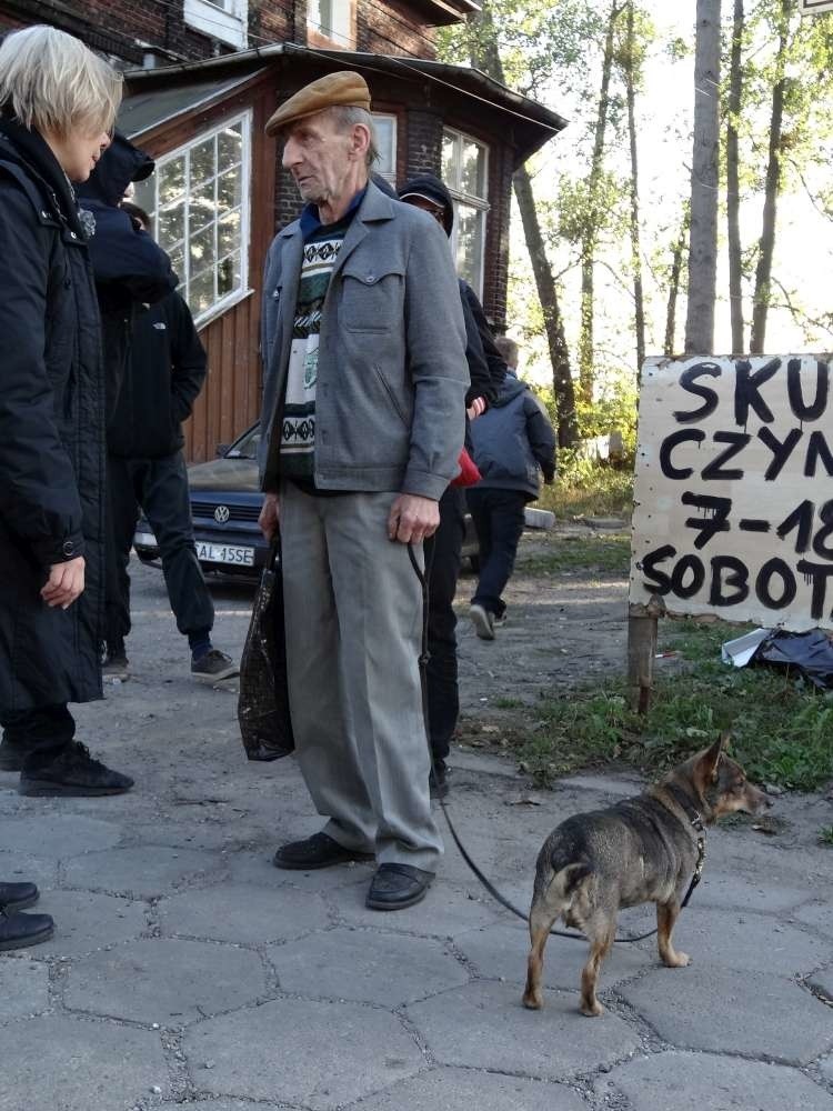 Bezprawnie wyrzucony lokator wrócił do mieszkania