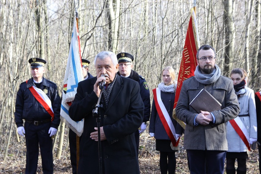 Sosnowiec: w Ostrowach Górniczych uczczono pamięć rodziny Mackiewiczów [ZDJĘCIA]