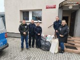 Chorzowska policja włączyła się w pomoc bezdomnym zwierzętom i zachęca do tego innych mieszkańców