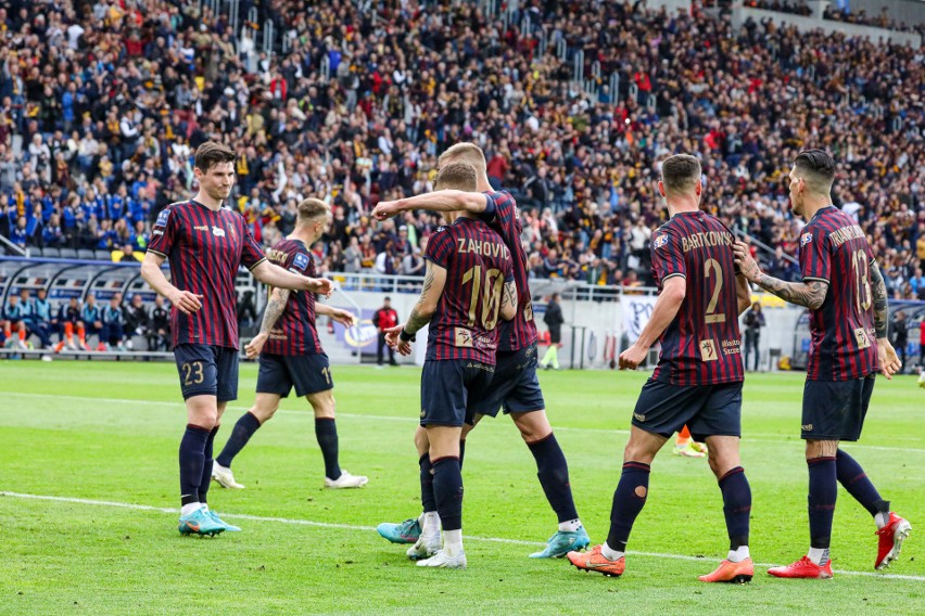 PKO Ekstraklasa: Pogoń Szczecin – Bruk-Bet Termalica Nieciecza 2:2. Radosne pożegnanie na remis [ZDJĘCIA]