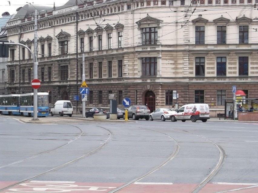 Remont Krupniczej korkuje centrum miasta. Nawet poza godzinami szczytu (ZDJĘCIA)