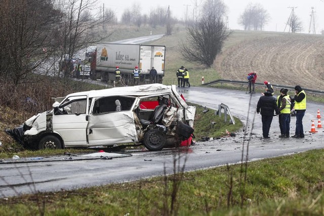 Busem z Mielca do Wólki Pełkińskiej podróżowało 8 osób. Połowa z nich poniosła śmierć.