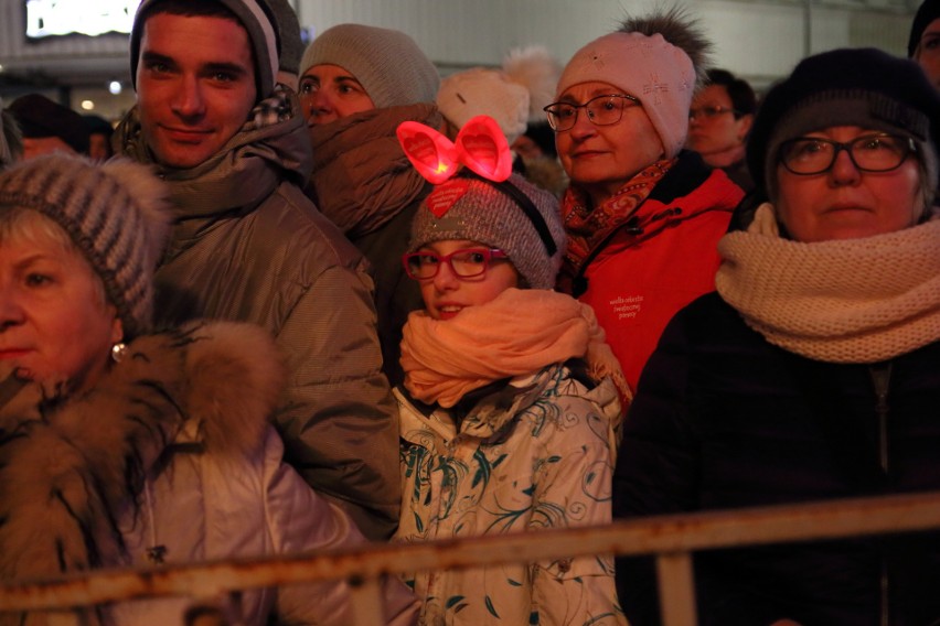 Światełko do nieba, licytacje i koncert Feel na finał WOŚP w...