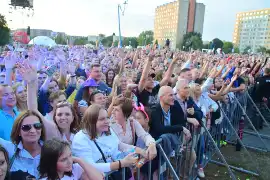 Disco pod Gwiazdami 2019. Kolejny raz białostoczanie nie zawiedli. Tłumy na festiwalu. Znajdziesz siebie?