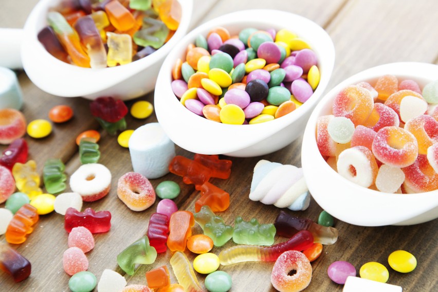Cukier i produkty słodzone wpływają niekorzystnie na...