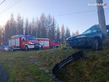 Groźne zdarzenie drogowe w Żorach. 19-letni kierowca przeszarżował. Uderzył w słup energetyczny. Czym to się skończyło?
