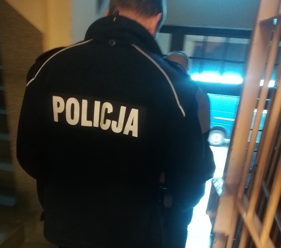 Policjanci z Lęborka zatrzymali 3 mężczyzn poszukiwanych...