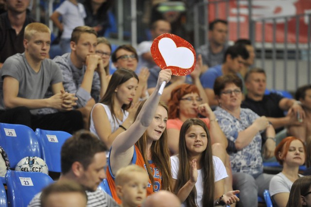 W finale Akademickich Mistrzostw Europy w siatkówce - Rzeszów 2017 Uniwersytet Rzeszowski pokonał - Uniwersytet Tuluza 3:1. Na trybunach zasiadło ok 2500 widzów.