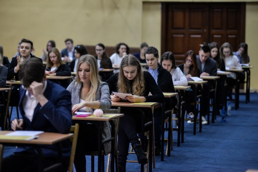 Próbna matura z matematyki w XIX LO im M. Mokwy w Gdańsku