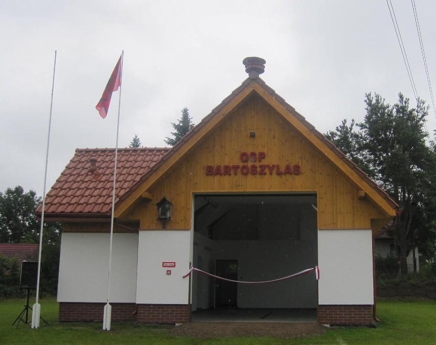 Zakończono budowę nowej remizy strażackiej w Bartoszymlesie