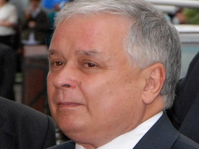 Wśród ofiar był prezydent Lech Kaczyński z małżonką.