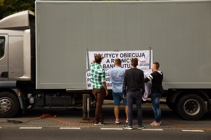 Producenci trzody protestują w Białymstoku. Mają 14...