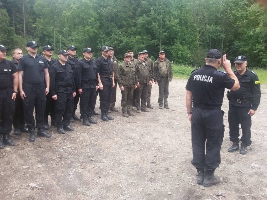 Żywiecczyzna: Wspólna akcja "Cross-Quad" policjantów i leśników 