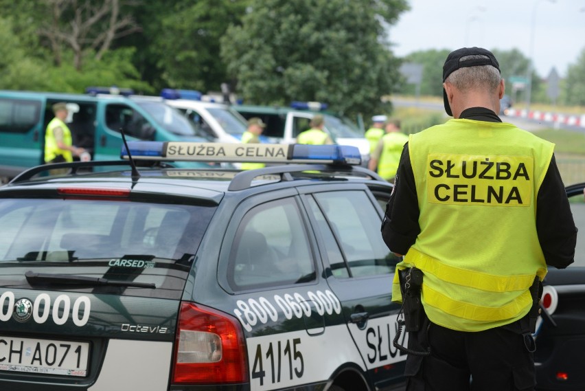 Jest praca w Służbie Celno-Skarbowej w Bydgoszczy. Ile można zarobić?