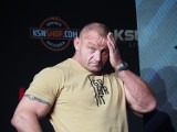 Mikołajkowa pokuta Mariusza Pudzianowskiego. Czekoladowy łasuch