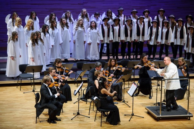 Muzycy wykonali  głównie utwory wiedeńskich kompozytorów. Koncert okazał się wielkim muzycznym wydarzeniem