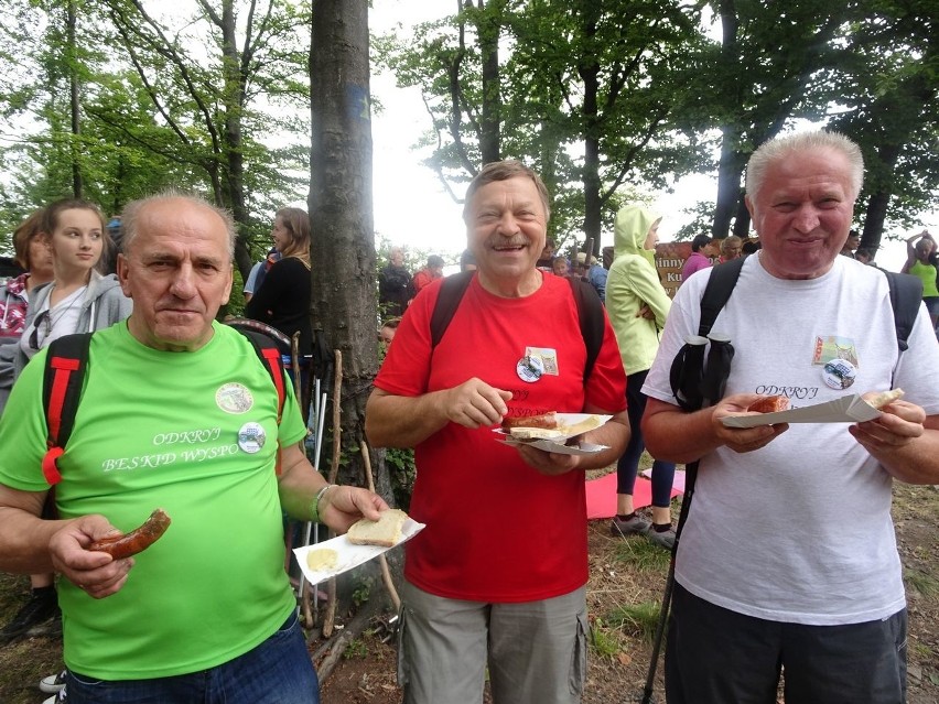 Odkryj Beskid Wyspowy. Kamienne „szczeble” poprowadzą nas na Szczebel