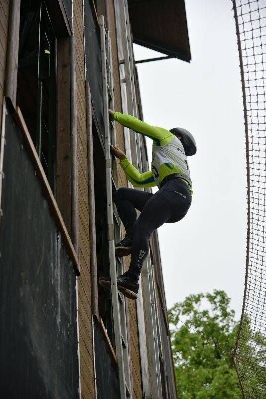 14,7 sekundy. Tyle zajął rekordziście bieg na 50 metrów i...