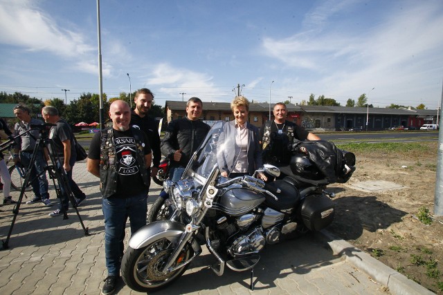 Prezydent Łodzi Hanna Zdanowska i przewodniczący Rady Miejskiej Tomasz Kacprzak kochają motocykle