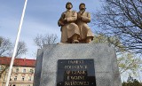 Pomnik z radzieckim żołnierzem zniknie z placu Bohaterów w Słubicach? 