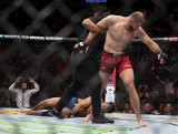 Błachowicz znokautował byłego mistrza UFC! [WIDEO]