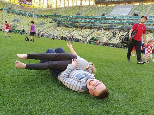 Otwarty dzień murawy na stadionie w Gdańsku Letnicy to moment na poznanie 40-tysięcznego obiektu z niedostępnej perspektywy