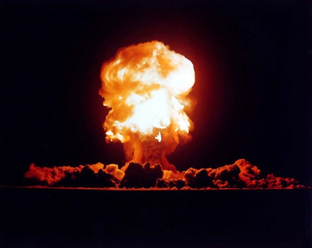 Na zdjęciu eksplozja nuklearna w Newadzie, w USA. Na szczęście Bieszczady pozostawiono w końcu w spokoju