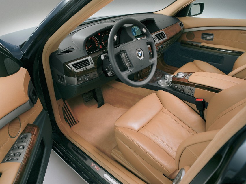 BMW 7 (2001 – 2005)...