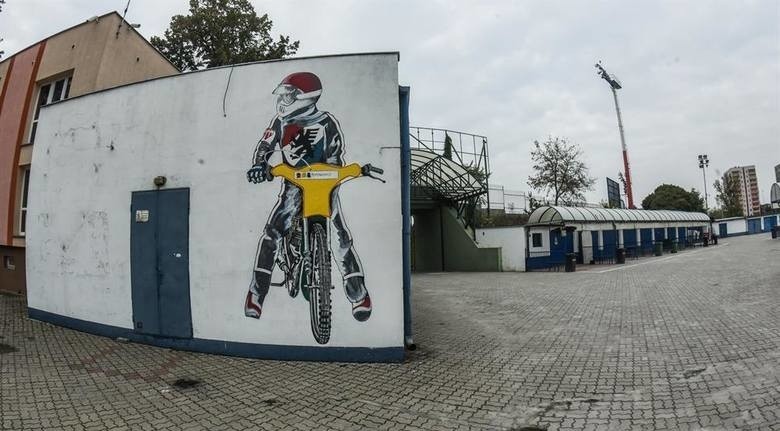 Stadion Polonii Bydgoszcz od lat czeka na zmiany....