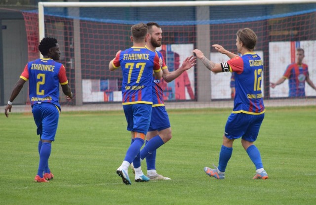 Na drugie ligowe zwycięstwo w sezonie LZS Starowice Dolne czekał od 9 września.