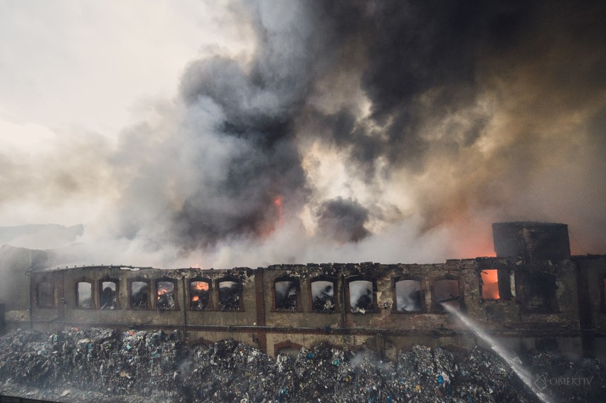 Pożar w Kluczach. Uprzątnięcie terenu może kosztować ponad 1 mln zł [NOWE ZDJĘCIA]