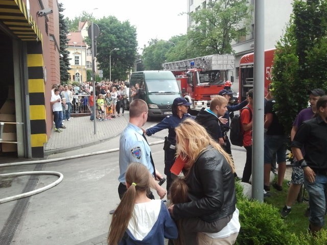 Pożar w Focus Mall w Rybniku, ewakuacja ludzi [ZDJĘCIA]