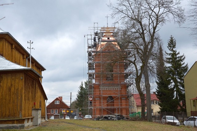 Tak wyglądała renowacja zabytkowej dzwonnicy w Radomyślu nad Sanem