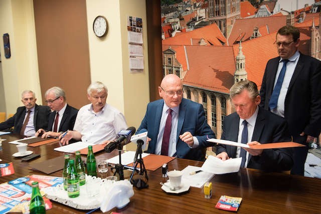 Umowę między gminami podpisano w Toruniu