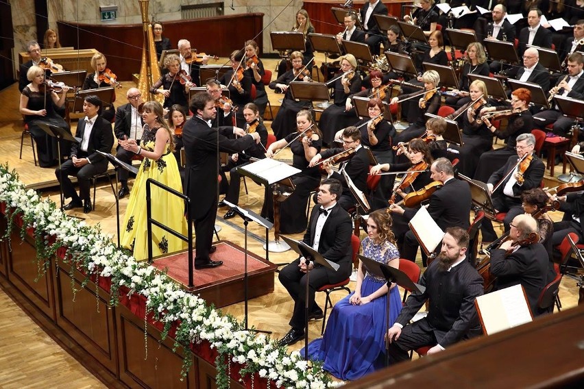 Orkiestra Filharmonii Poznańskiej pod batutą Łukasza...